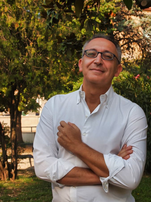 Mauro Valentini: lo sguardo critico del giornalismo al servizio della verità